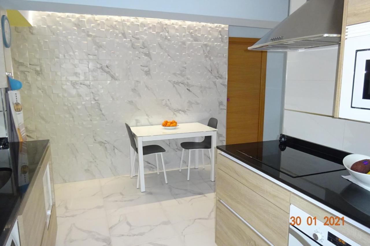 Apartamento Zona Playa Y Centro Ciudad ซานตานเดร์ ภายนอก รูปภาพ